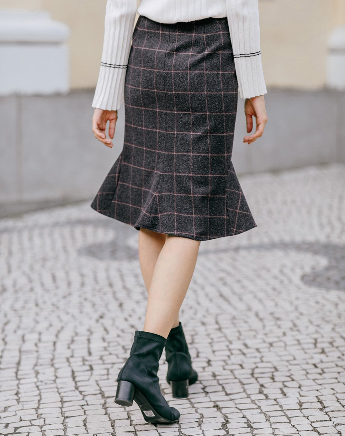 时尚格纹毛呢中高腰显瘦半身包裙