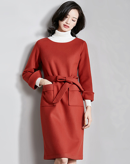 圆领修身中腰中长款连衣裙 毛呢直筒裙