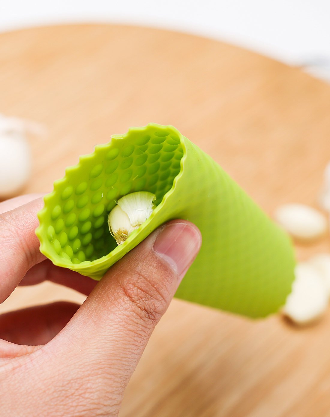 厨房硅胶手动大蒜搓皮器