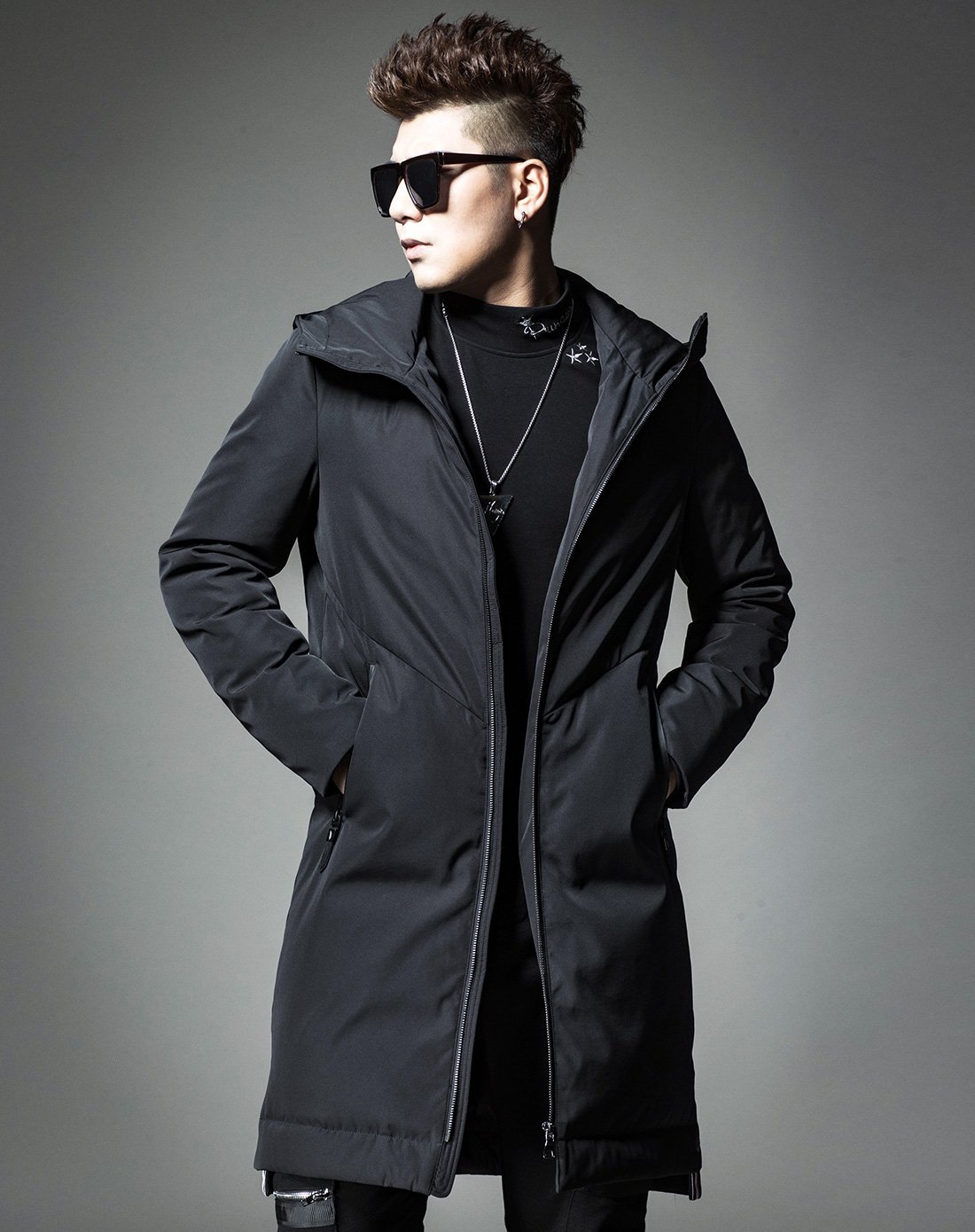 圣希梵2017冬季新款男式纯色长款保暖连帽羽绒服