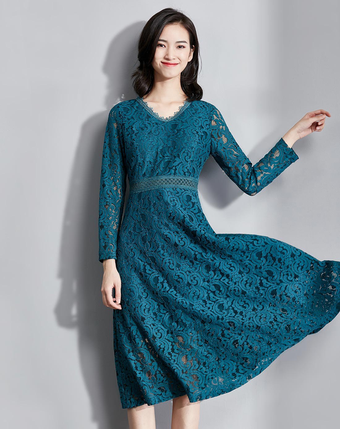 v领九分袖拼接花边修身伞裙 中腰中长款女士连衣裙