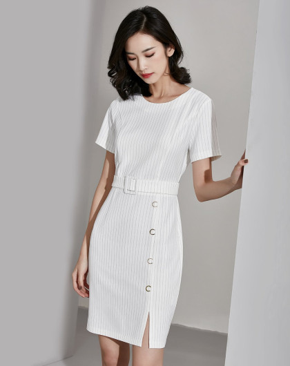18年夏装新品 运动休闲夏季圆领短袖修身包臀裙 女士中长款条纹连衣裙