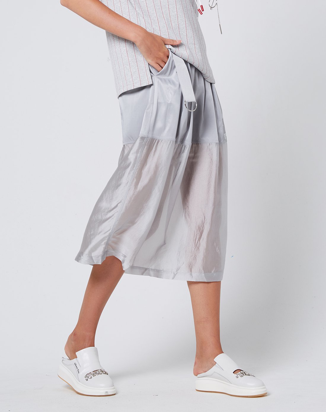 uti尤缇2018夏季新款欧美风半透视时尚半身裙