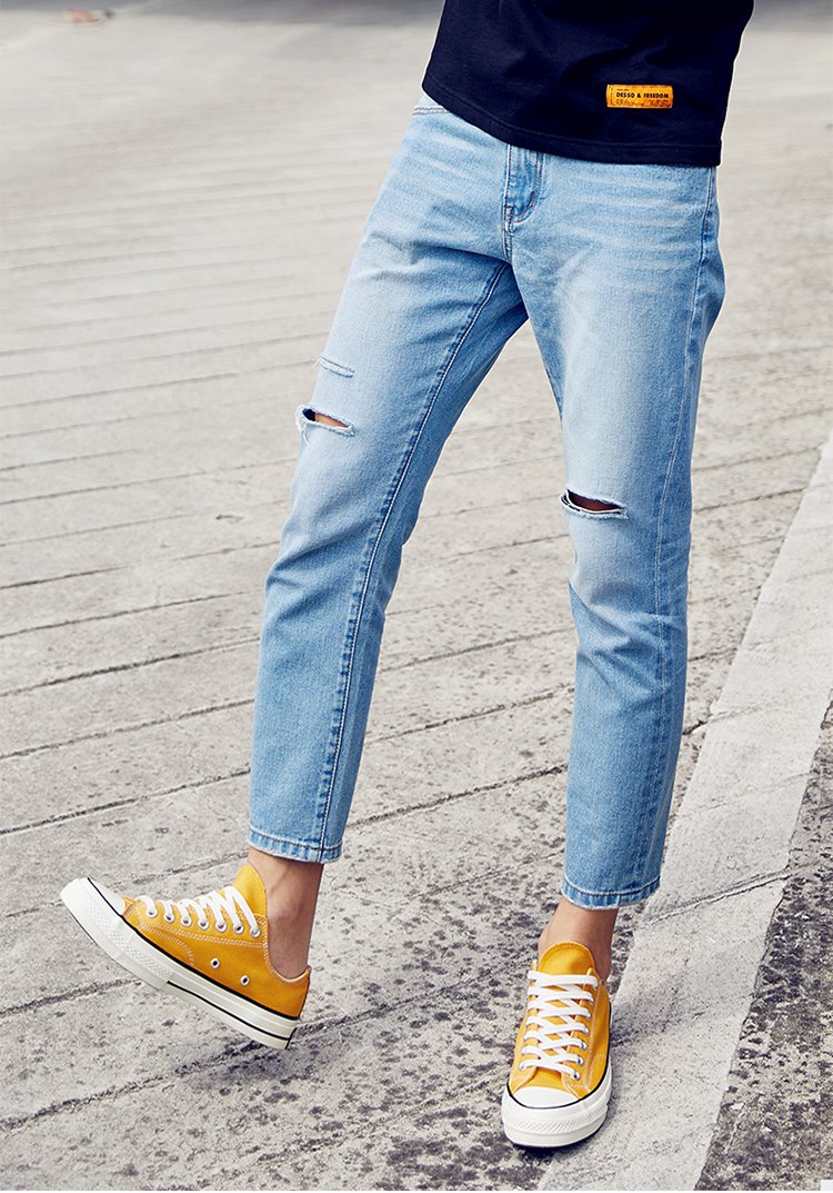 2018夏季青少年新款复古小破洞男裤子九分男士牛仔裤男