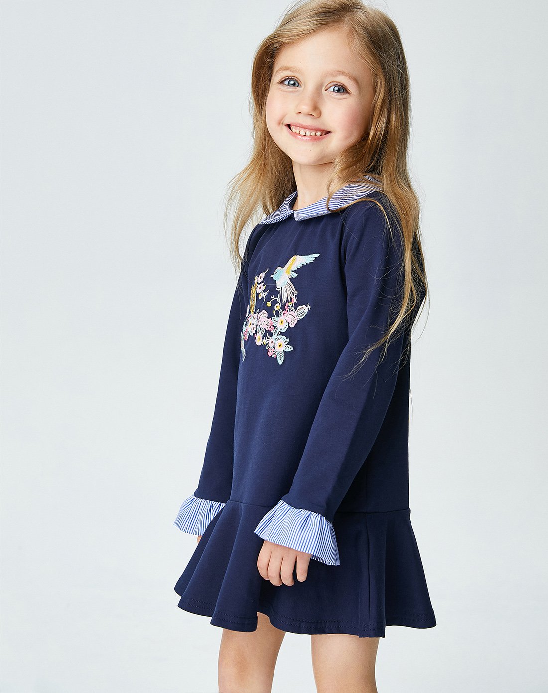 裂帛童装2018秋季新长袖连衣裙刺绣娃娃领裙女童