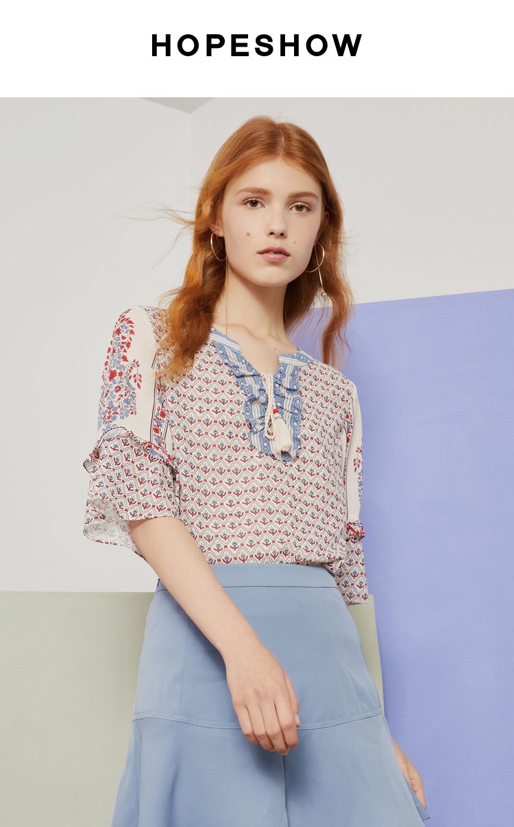 流苏系带喇叭袖碎花