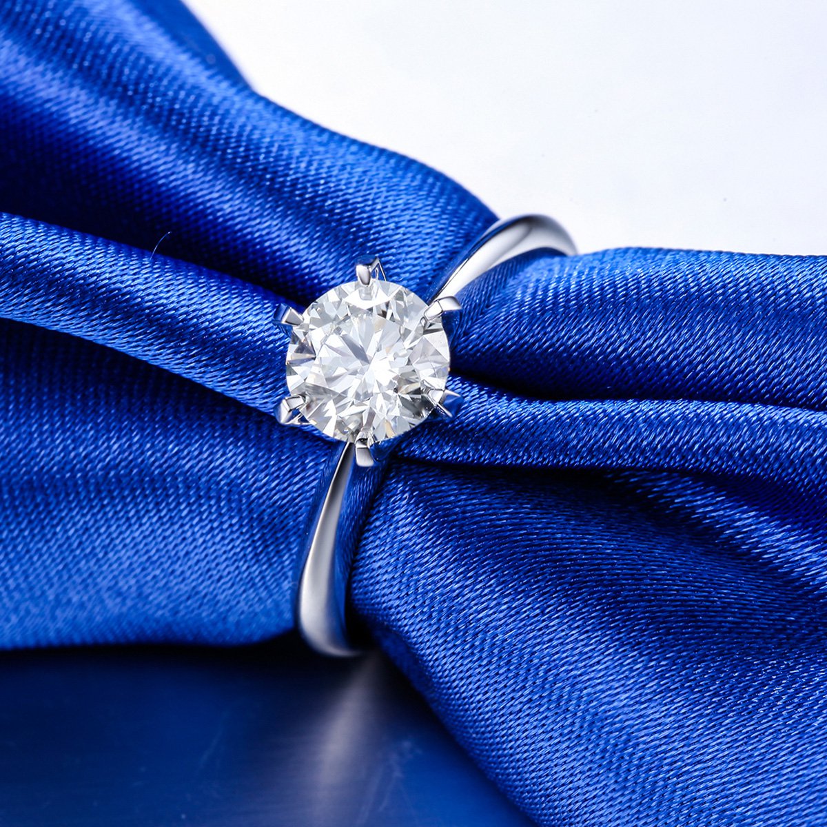 周六福20分白18k金fg-vs六爪钻戒