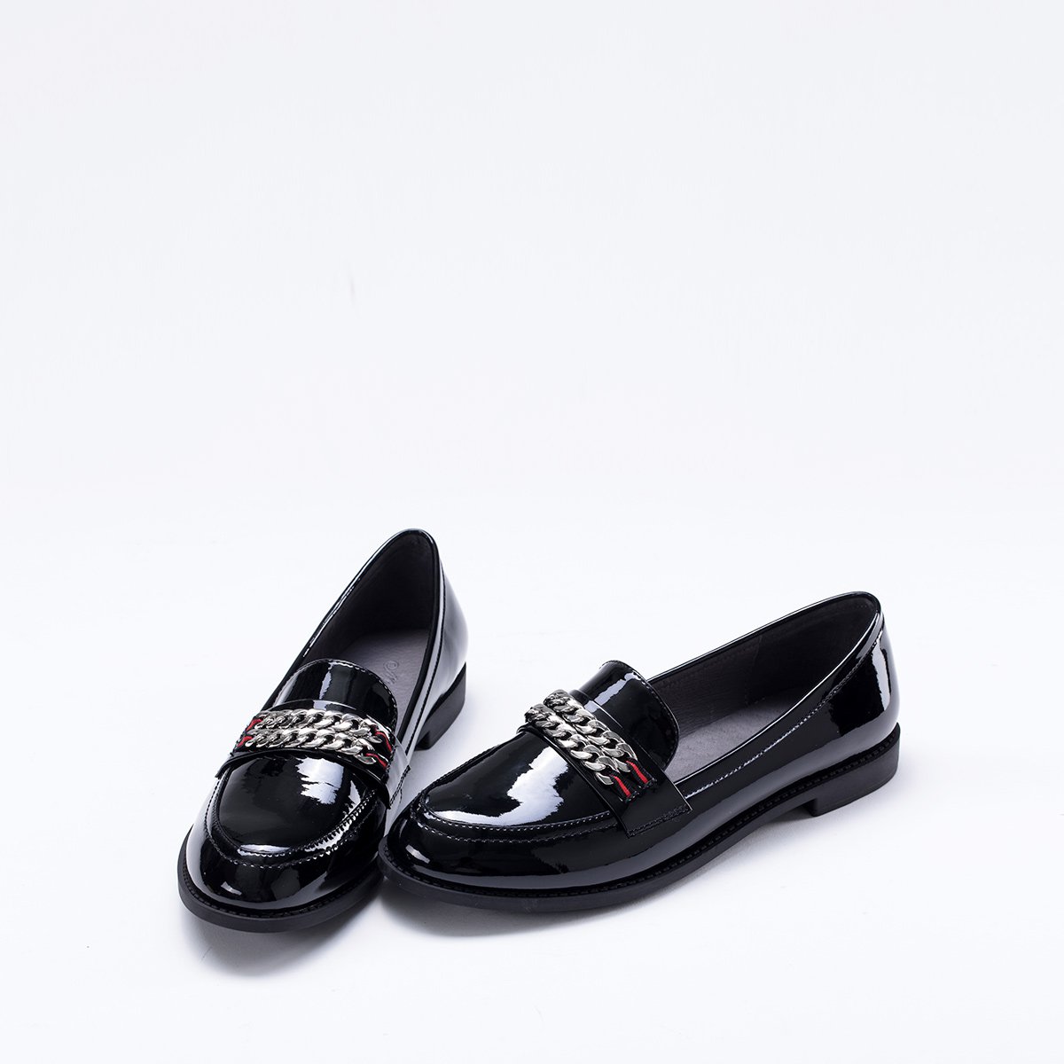 茵曼女鞋2018年秋新款金属漆面乐福鞋英伦平底休闲鞋