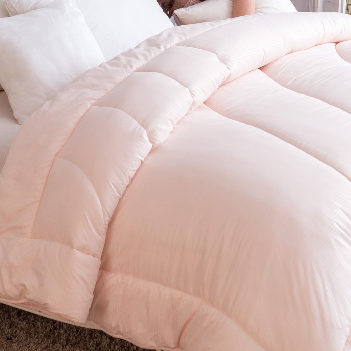 轻盈/保暖/柔和粉色亲肤糖果色大豆被被芯被子