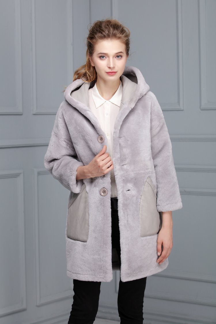 女款绵羊皮皮毛一体