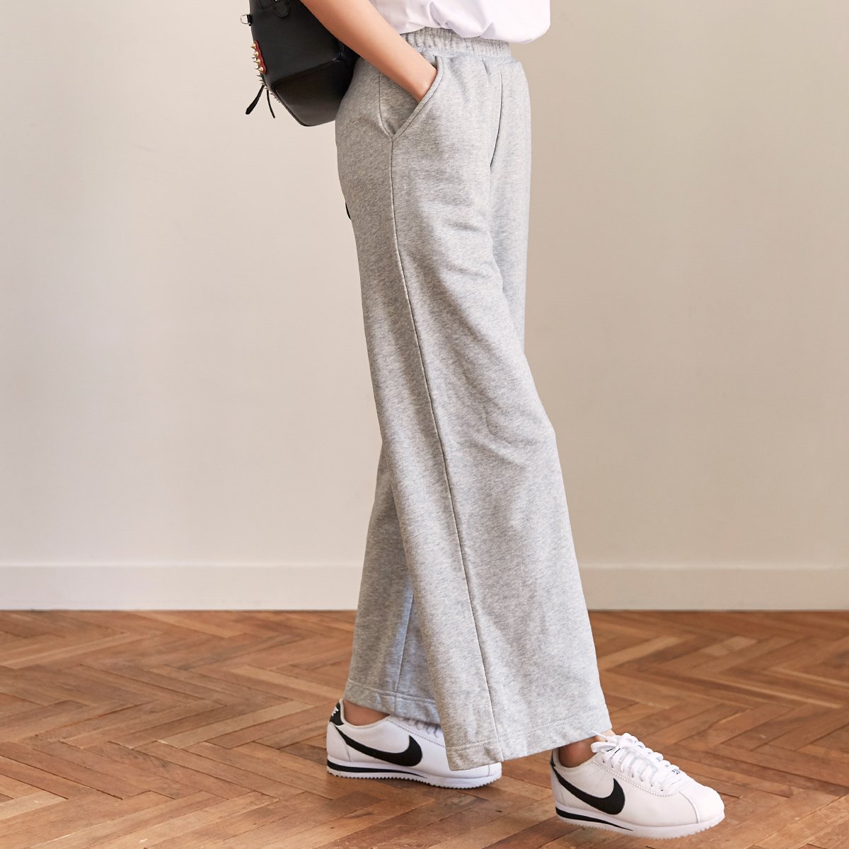 韩版宽松显瘦女款休闲卫裤女裤子阔腿裤