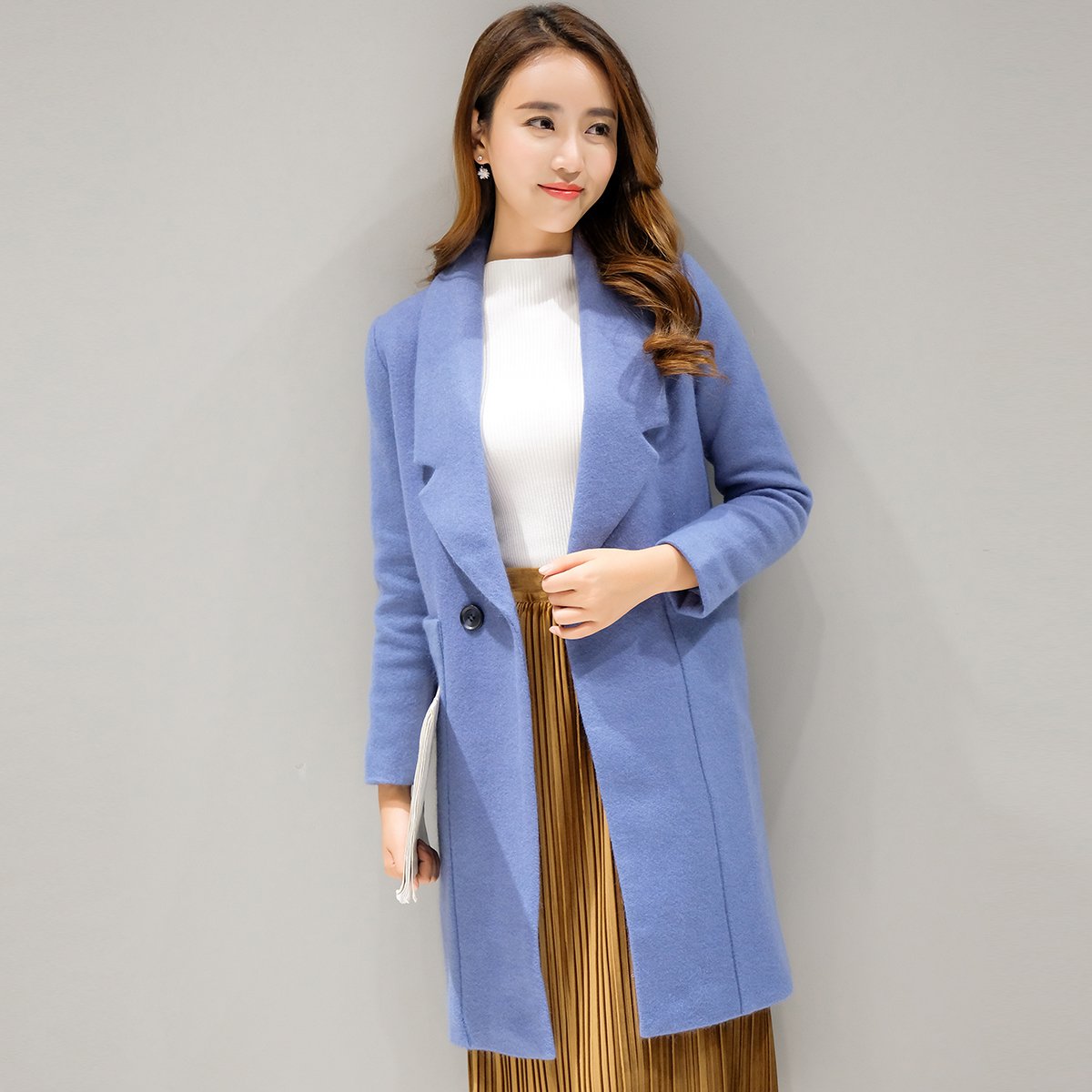 古兰色时尚气质毛呢大衣