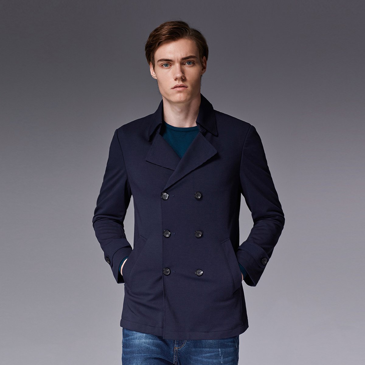 劲霸男士风衣短款双排扣休闲风衣