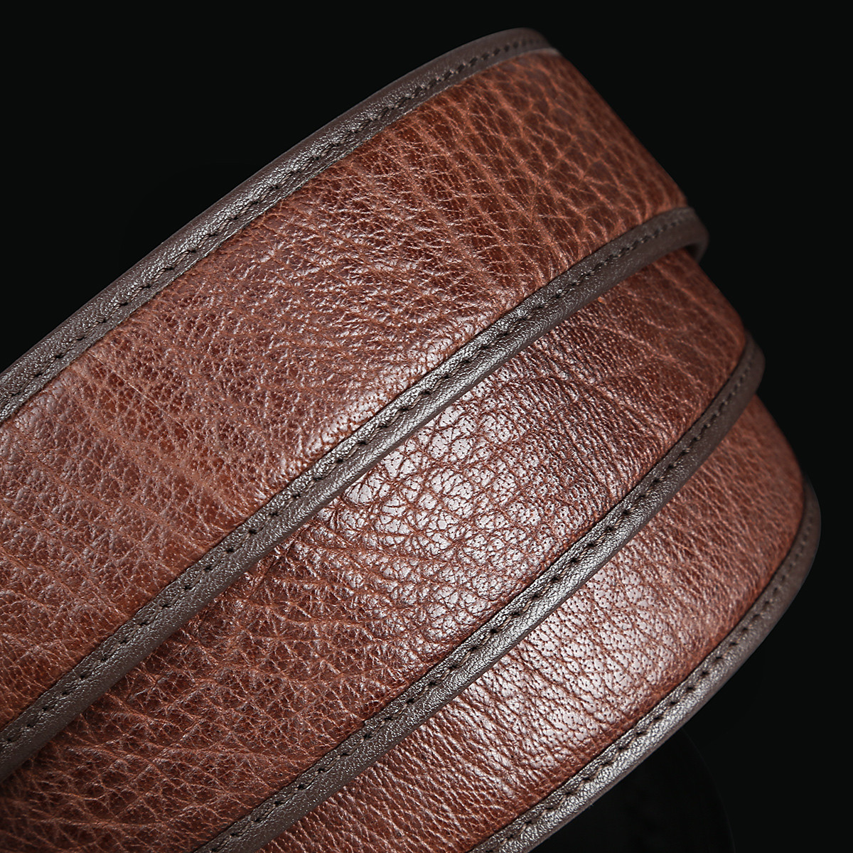 2018新品牦牛皮时尚商务自动扣皮带