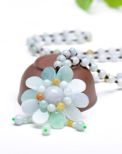 冰糯种精编翡翠珠花项链/玉项链附证书