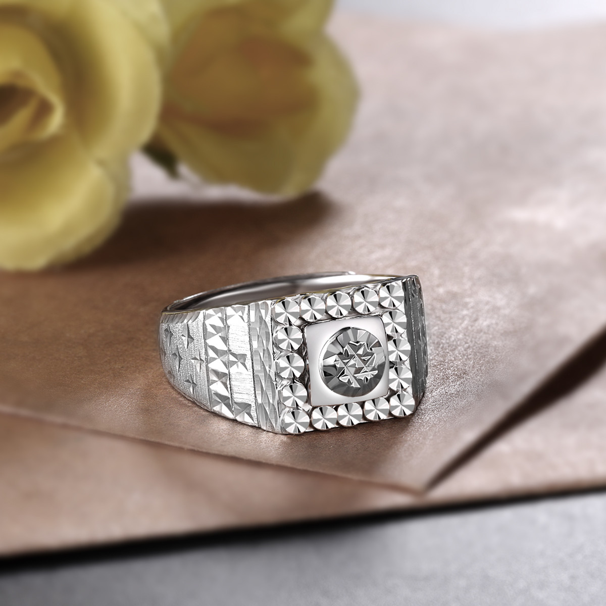 吾昔 时尚大气男士白金铂金戒指/pt950铂金戒指