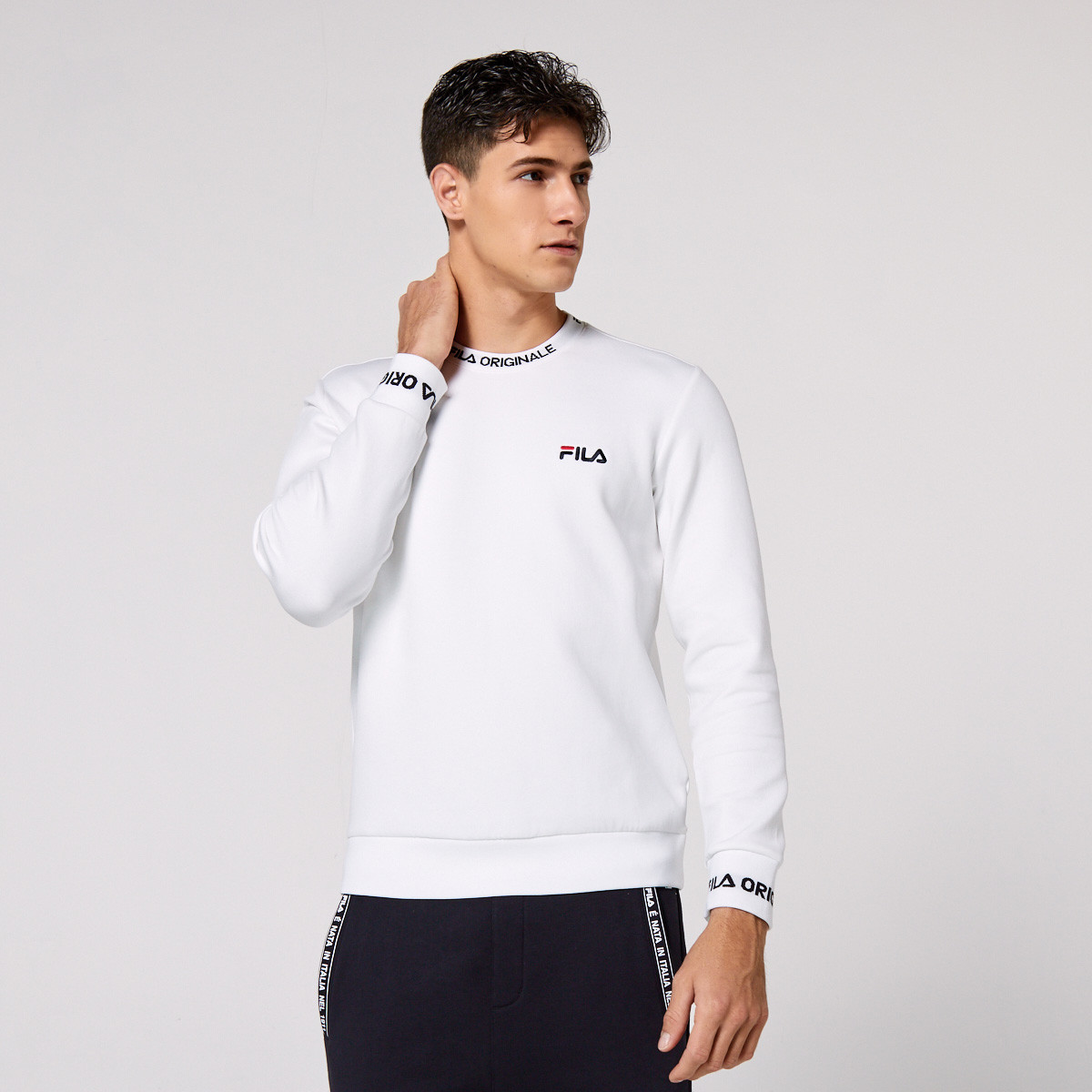 唯品会 斐乐white line系列 男款运动休闲加绒套头衫套头卫衣f11m8482