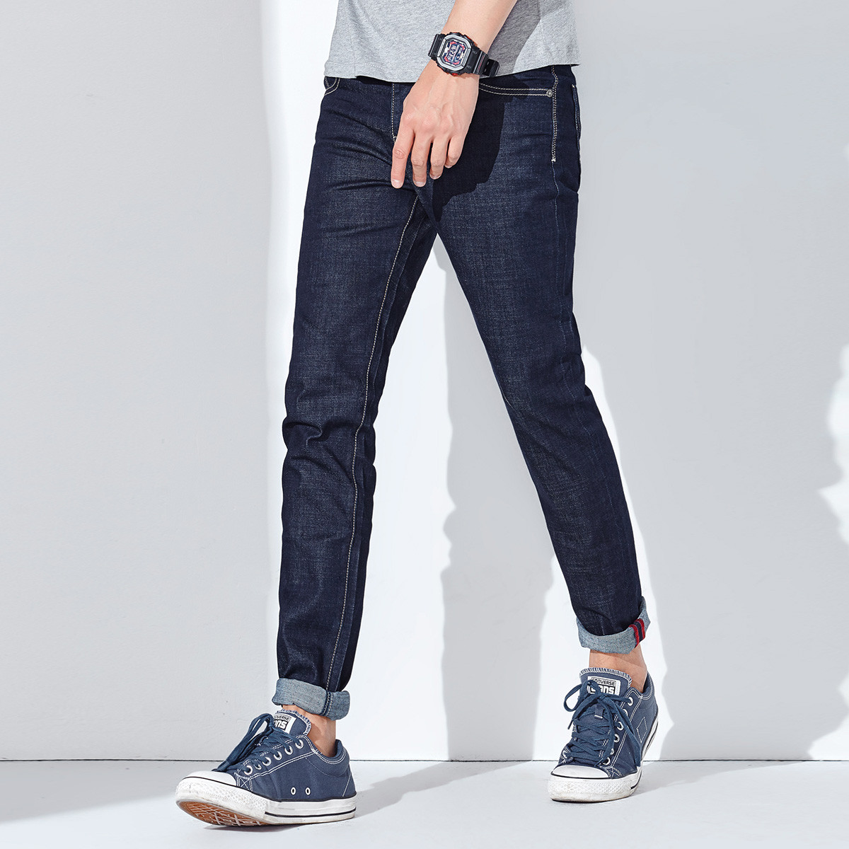 薄款育克拼接剪裁利落整洁有型夏季薄款牛仔裤男士牛仔裤男