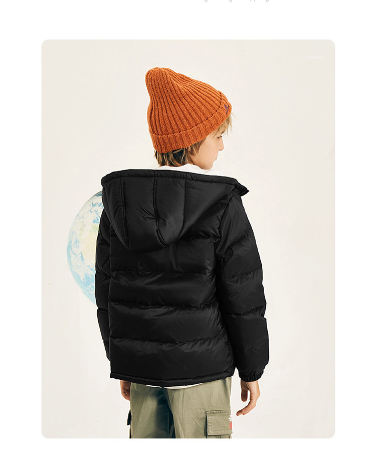 以纯线上品牌新款男童宽松连帽中厚羽绒外套男童羽绒服