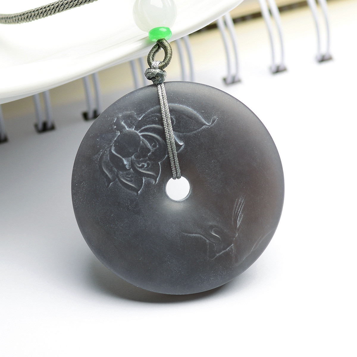 收藏级孤品烟紫色天然和田玉大平安扣