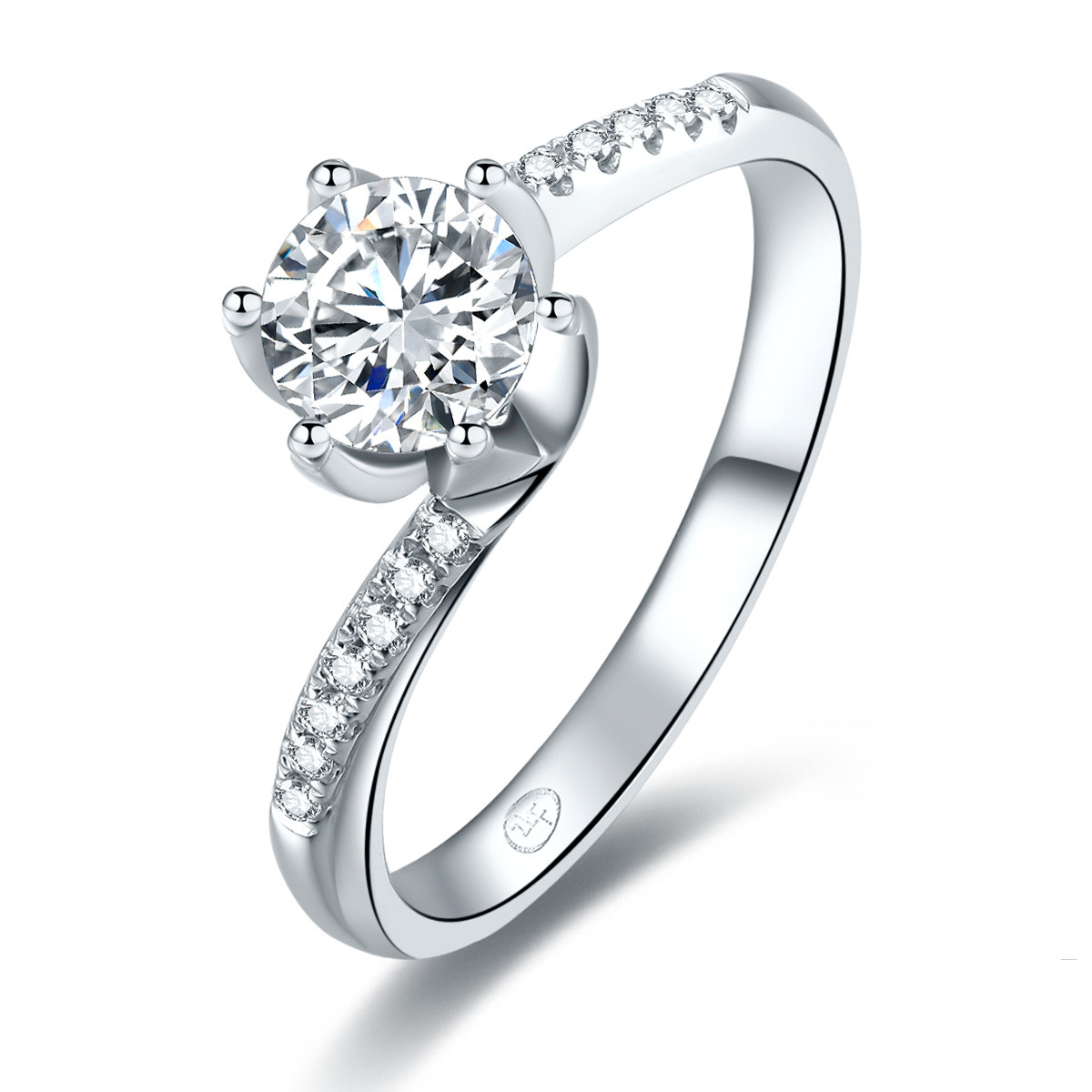 周六福白18k金钻戒扭臂钻石戒指 结婚戒指女戒