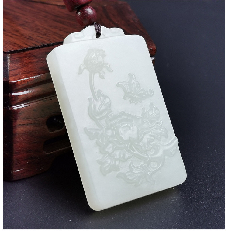 和田玉吊坠牡丹花玉牌吊坠玉石项链吊坠玉坠