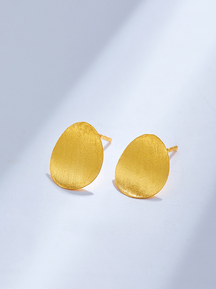 18k潮流复古拉丝圆牌耳钉时尚款k金耳钉耳饰