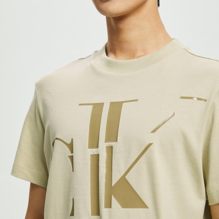 CK Jeans夏季男士时尚圆领纯棉透气分割字母印花短袖T恤J321531