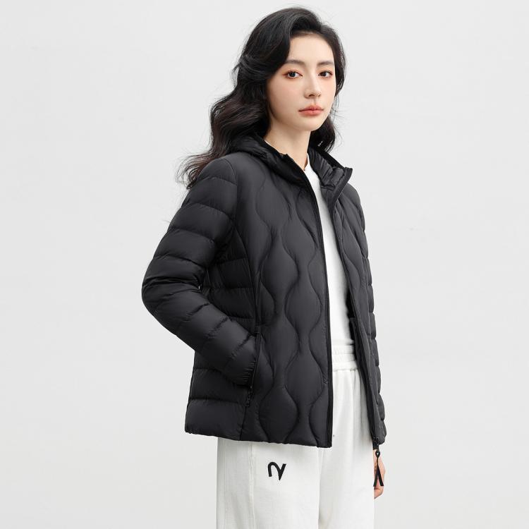 鸭鸭 轻薄羽绒服短款女连帽长袖修身显瘦防风保暖柔软舒适百搭外套