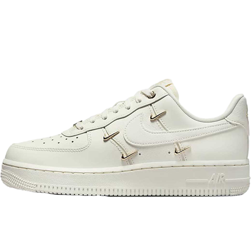 Nike վһšͿŮЬAF1С˶ЬͰаЬƫ468Ԫ