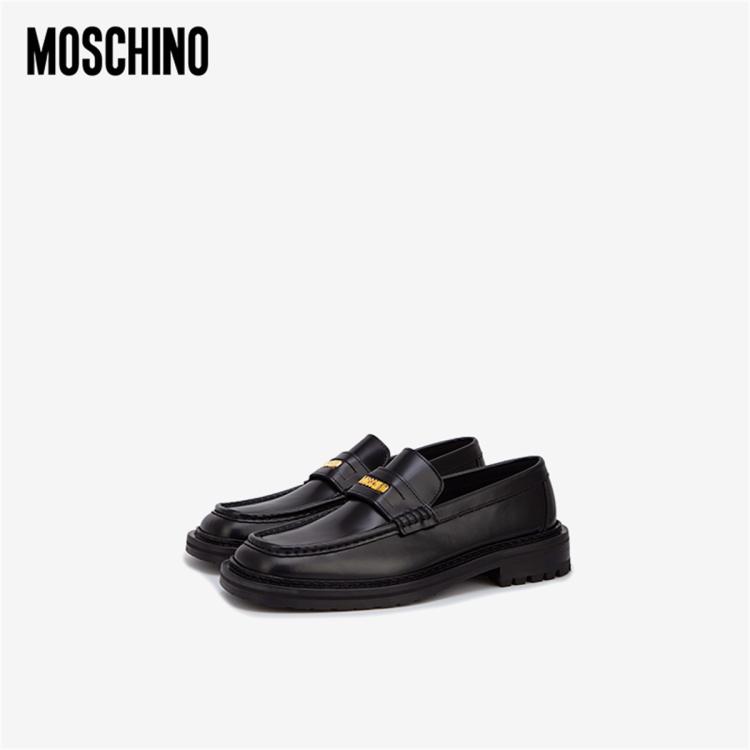 Moschino /莫斯奇诺  男士方头牛皮乐福鞋 In Black