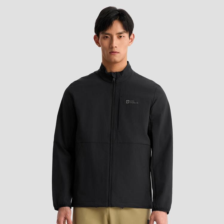 Jack Wolfskin 狼爪春夏男式户外运动休闲防风防泼水软壳夹克外套 In Black