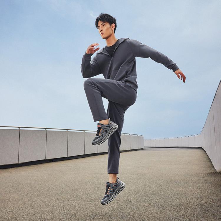 SKECHERS 斯凯奇 【GOKNIT舒弹科技】秋季连帽运动外套男健身跑步服男式外套 6920494216088129880