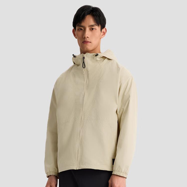 Jack Wolfskin 狼爪24春夏男式户外运动休闲防风防泼水夹克外套 In Gold