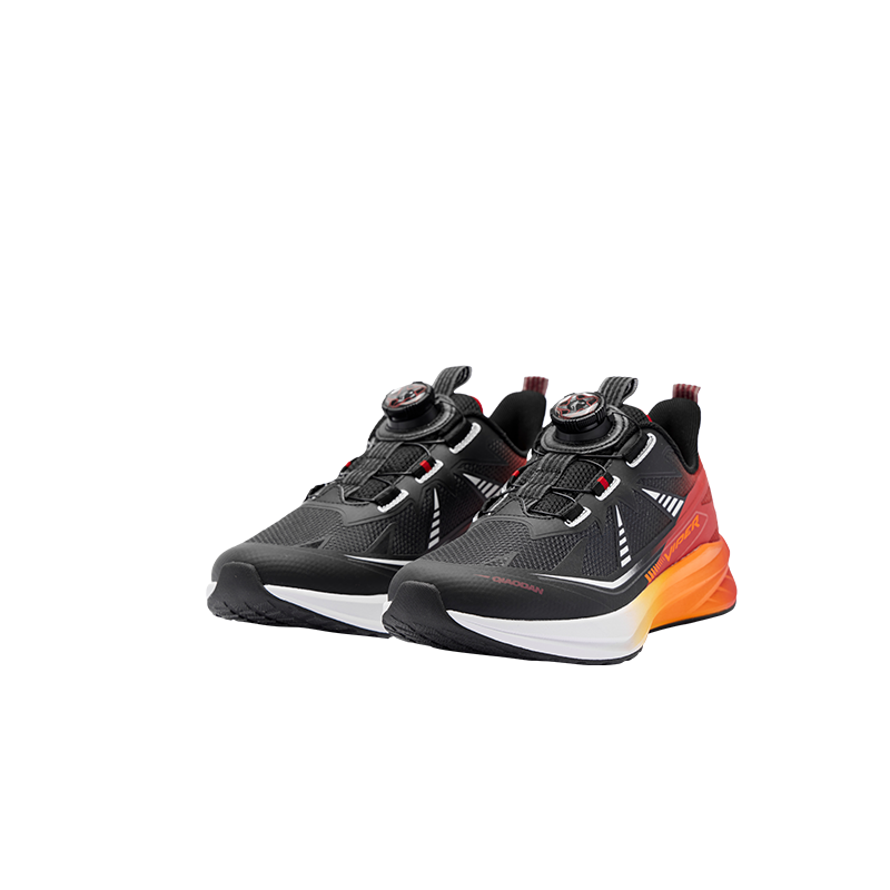 �ǵ� QIAODAN ����pro ��ͯ�ܲ�Ь 2025���� ��ť���˶�Ь 119Ԫ