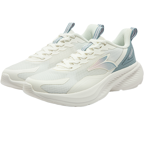 361�� ����͸��ŮЬ ����ͨ���˶�Ь �ܲ�Ь 77Ԫ