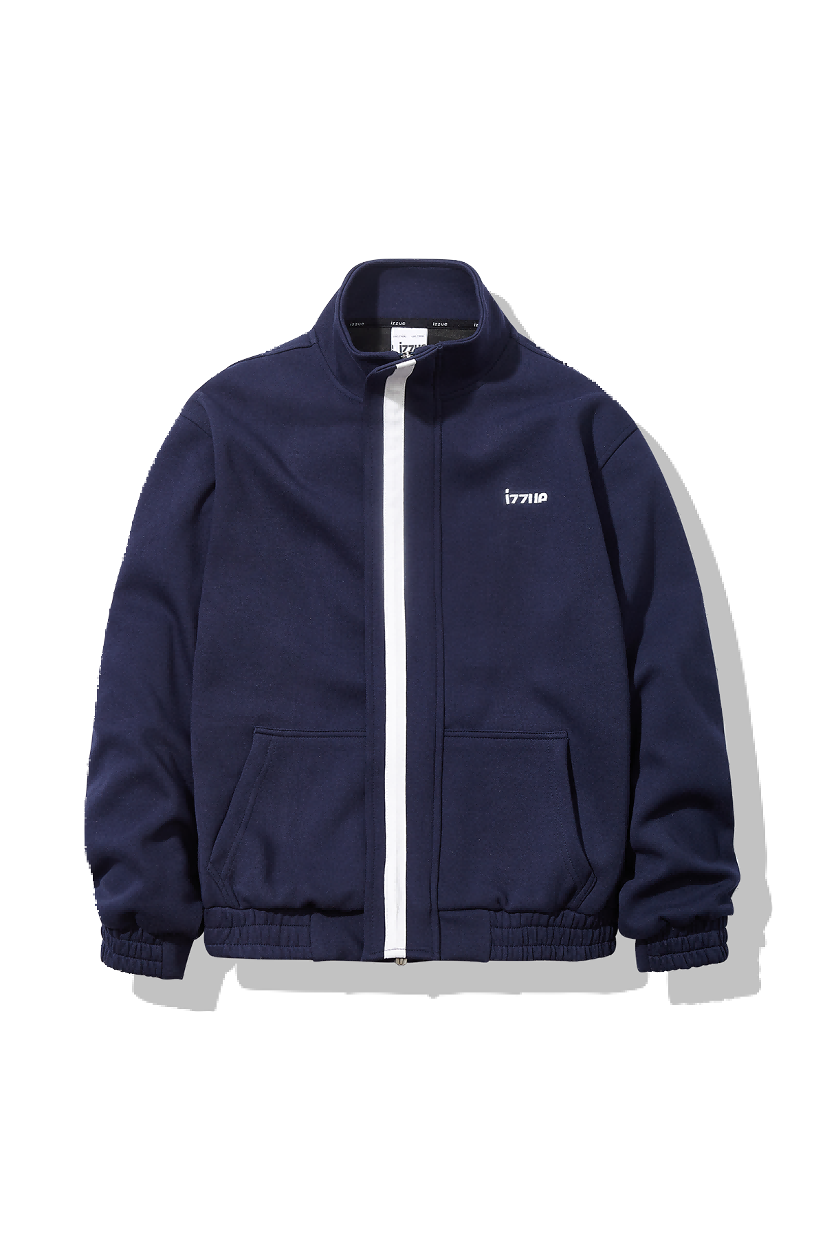 i.t IZZUE�������¹�����ϵ�С���ʿ���¸߼��мп��ﶬ�˶�����