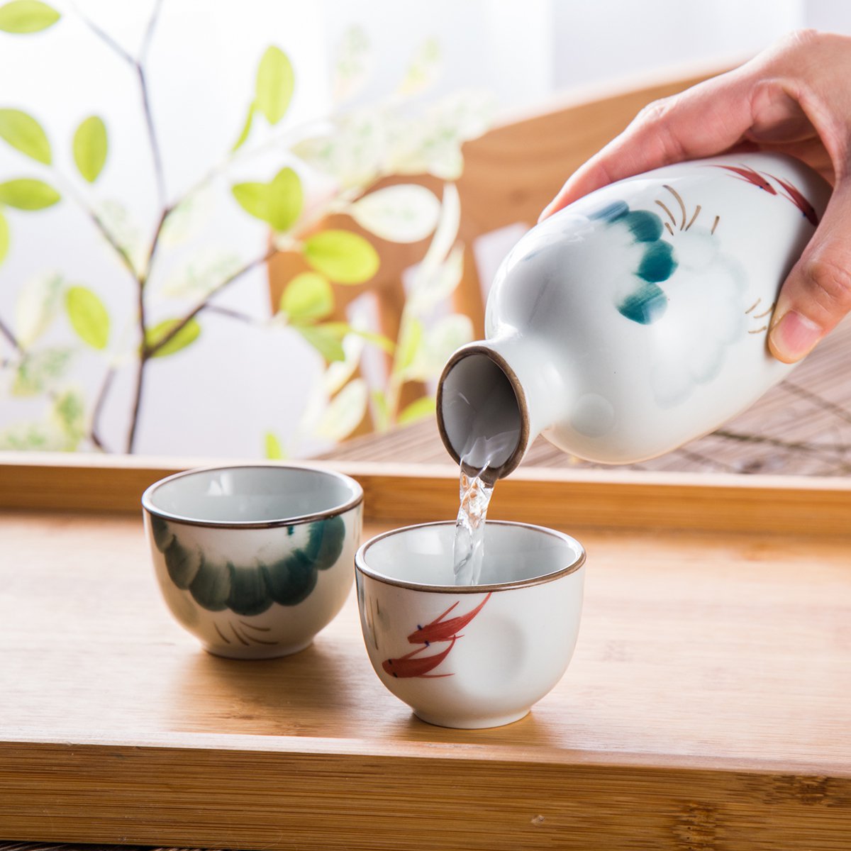 釉下彩陶瓷清酒白酒250ml酒壶50ml酒杯酒具套装-欢快鱼