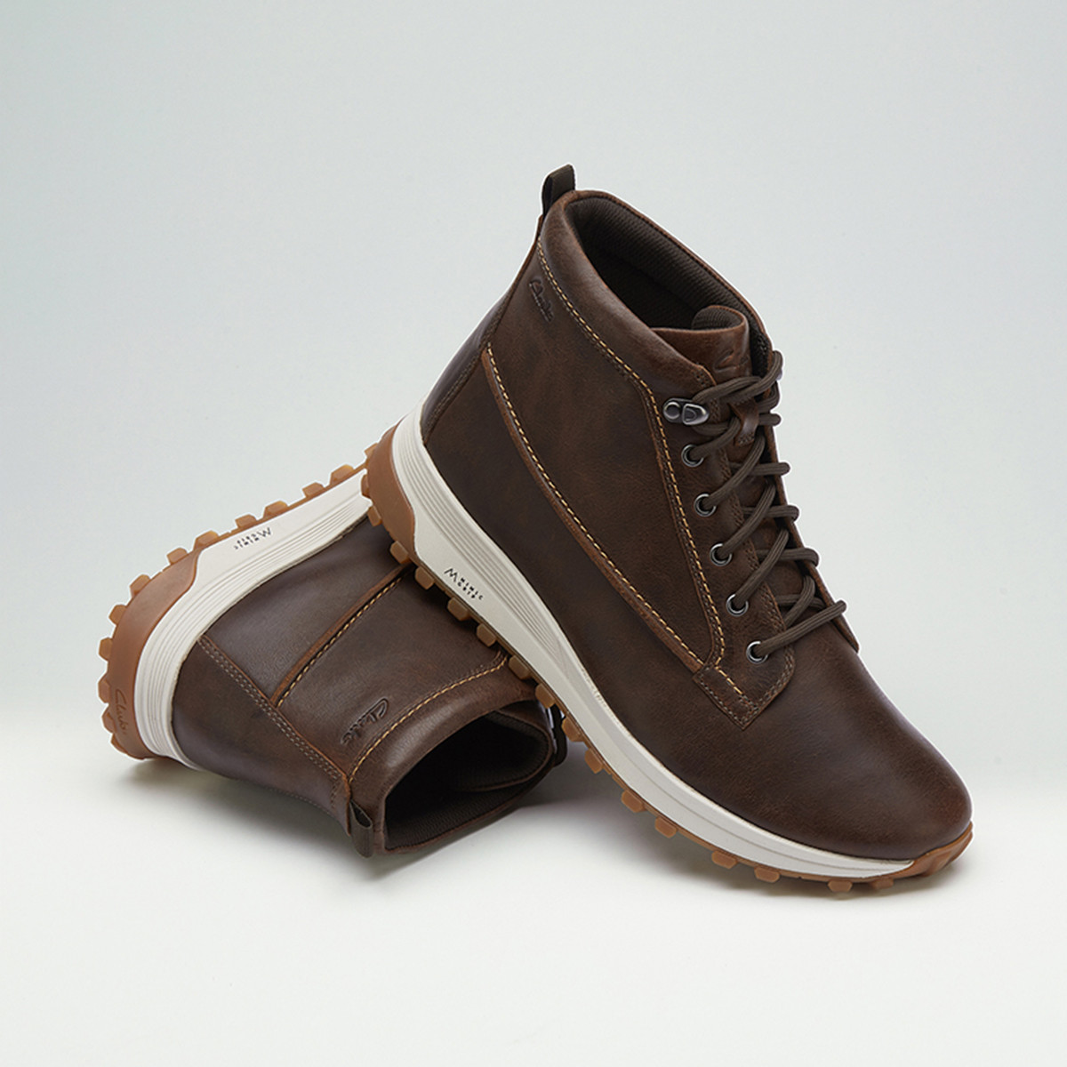 30款clarks男鞋特卖清单,低至2折,顺丰包邮!一双的价格买三双!