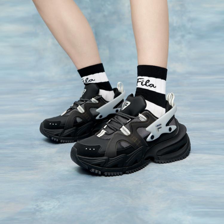 Fila 【铠甲鞋】女鞋fusion系列时尚潮流运动休闲鞋女机能老爹鞋 In Black