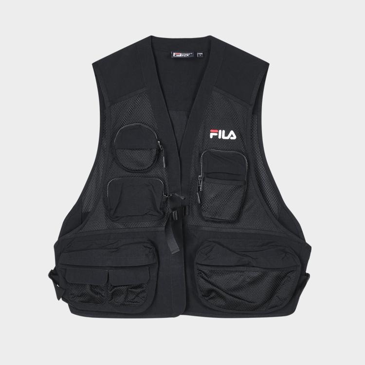 Fila 男装运动户外马甲男士时尚休闲舒适宽松梭织工装风上衣 In Black