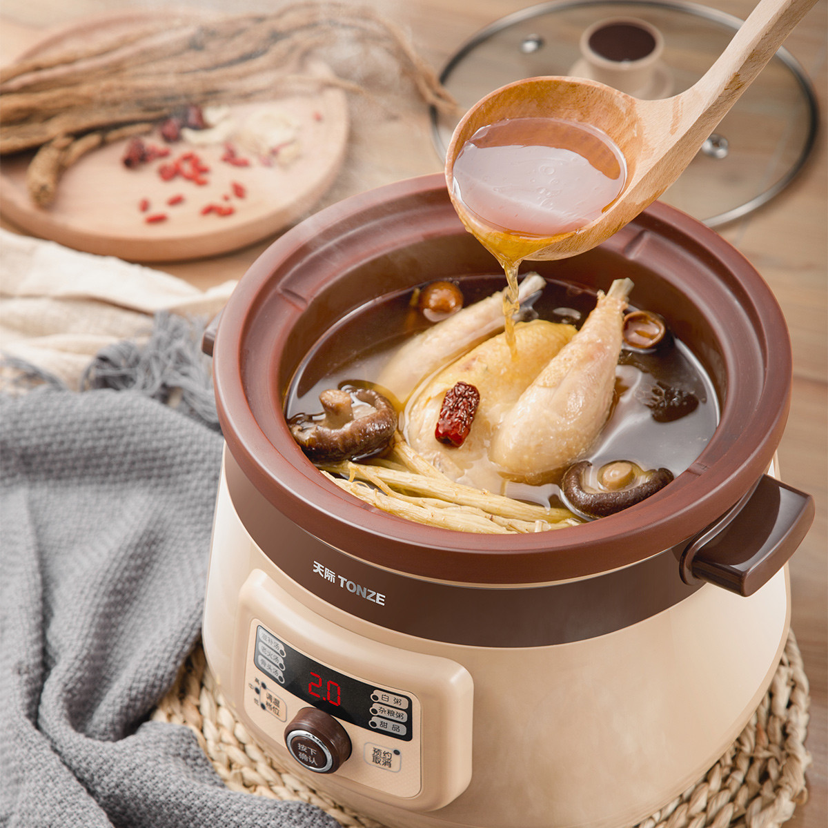 天际3l紫砂锅电炖锅全自动家用煲汤砂锅 煮粥煲汤电炖锅