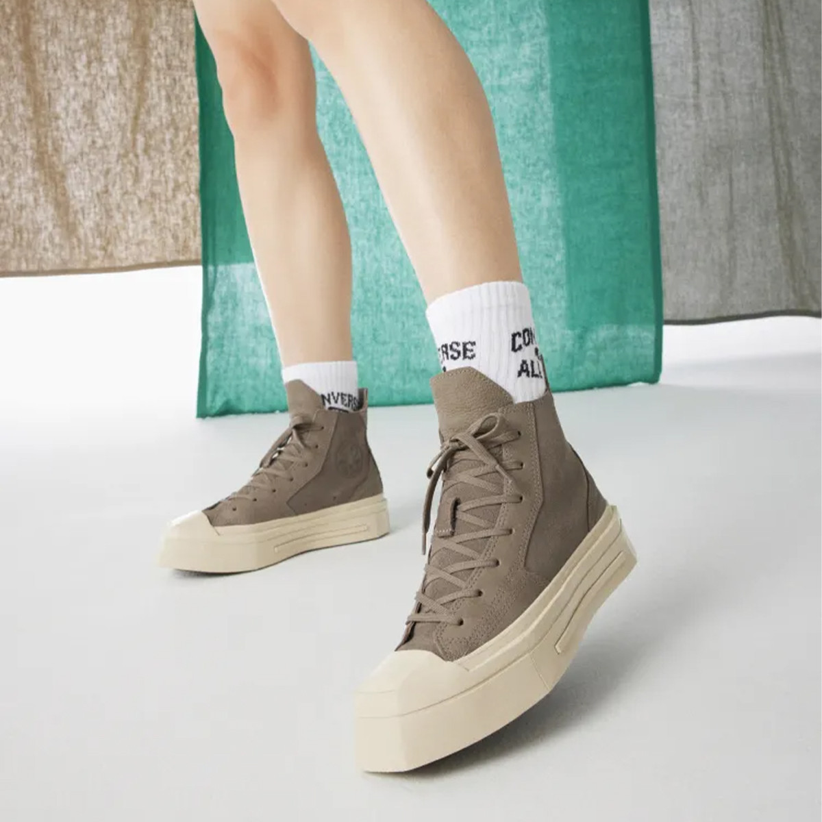 CHUCK 70ŮЬ˶Ь272Ԫ