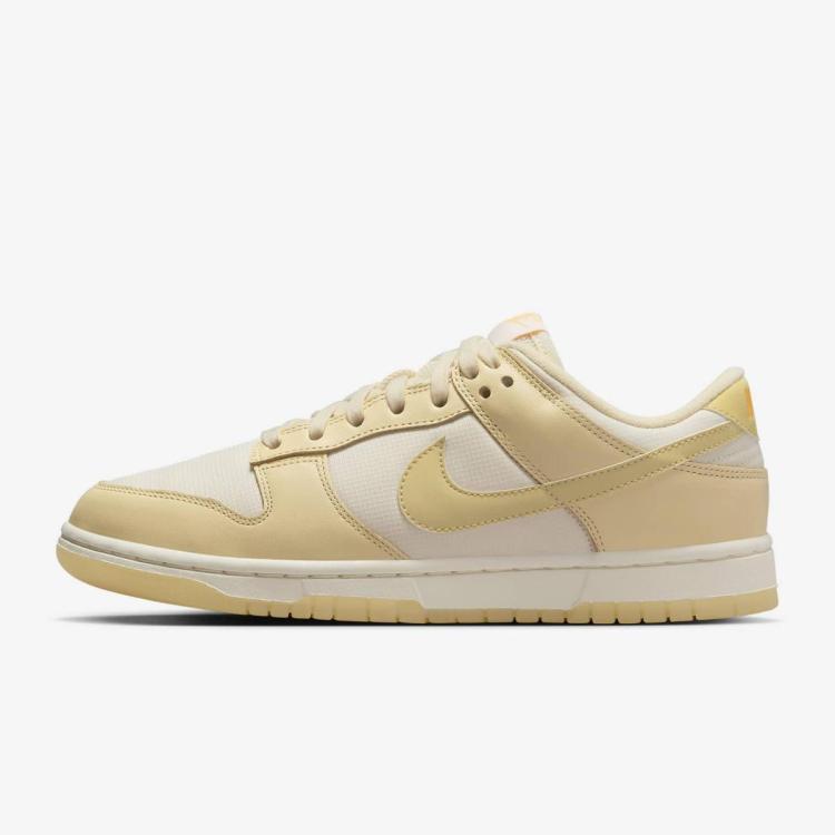 Nike Dunk Low 低帮耐磨 女子板鞋 In Neutral