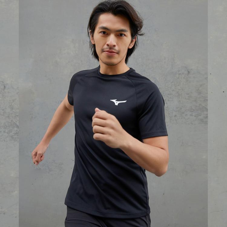 Mizuno 24年新款高弹速干轻薄微宽松透气冰丝科技男女款运动t恤短袖 In Black