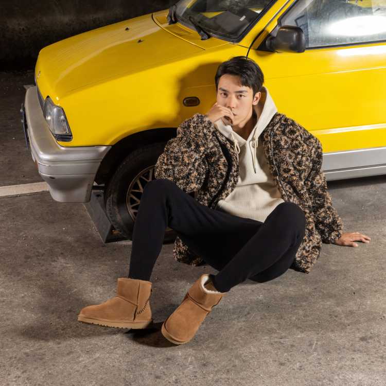 UGG 秋冬男士靴子经典迷你短筒休闲保暖雪地靴1115565