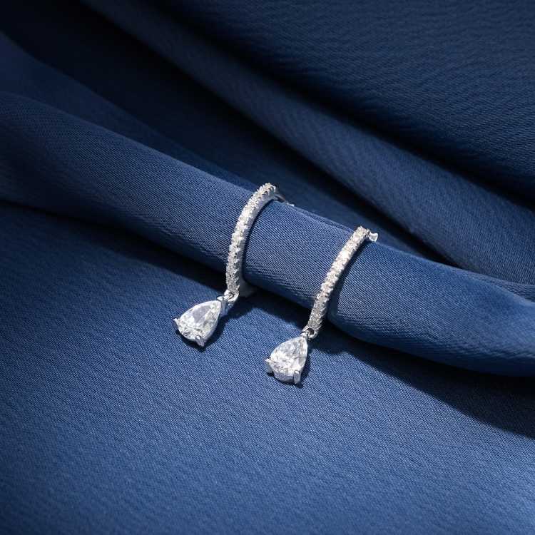 apm MONACO 小巧水滴925银高级感耳环耳饰生日甄选好礼送女友AE13757OX