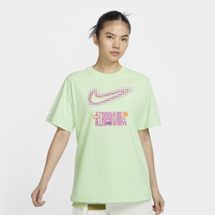 Nike As W Nsw Tee Oc2 Bf Festival女式透气短袖t恤 In Green