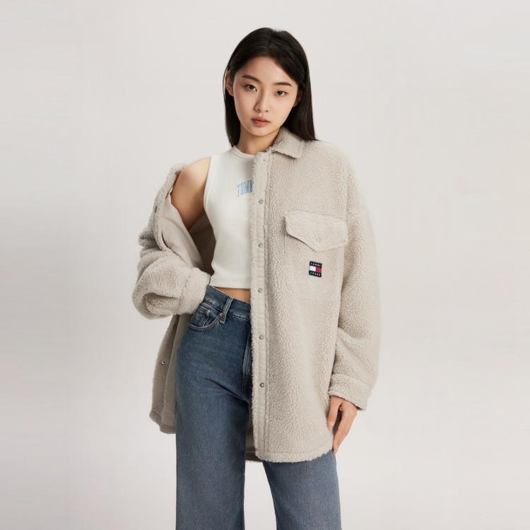 Tommy Hilfiger Tommy Jeans 女仿羊羔绒潮流旗标刺绣翻领宽松版衬衫外套00911