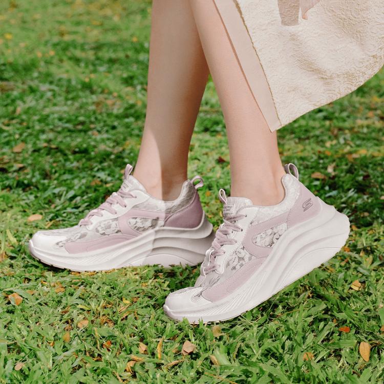 SKECHERS 斯凯奇 【糕糕鞋】蕾丝网面女鞋运动休闲鞋厚底小白鞋女轻薄透气夏季